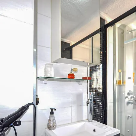 Holiday home Front In Saint-cyprien *